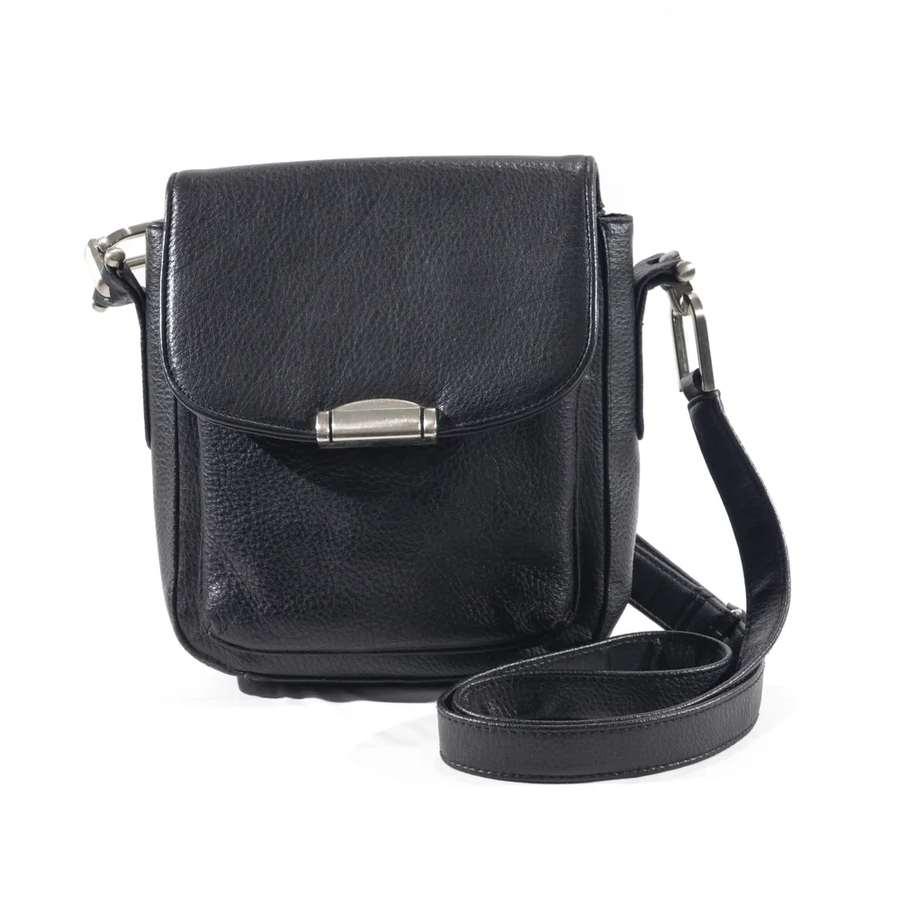 Elegant Black Leather Messenger Bag